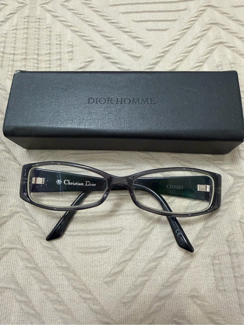 Dior Women’s Rectangular Glasses in Black